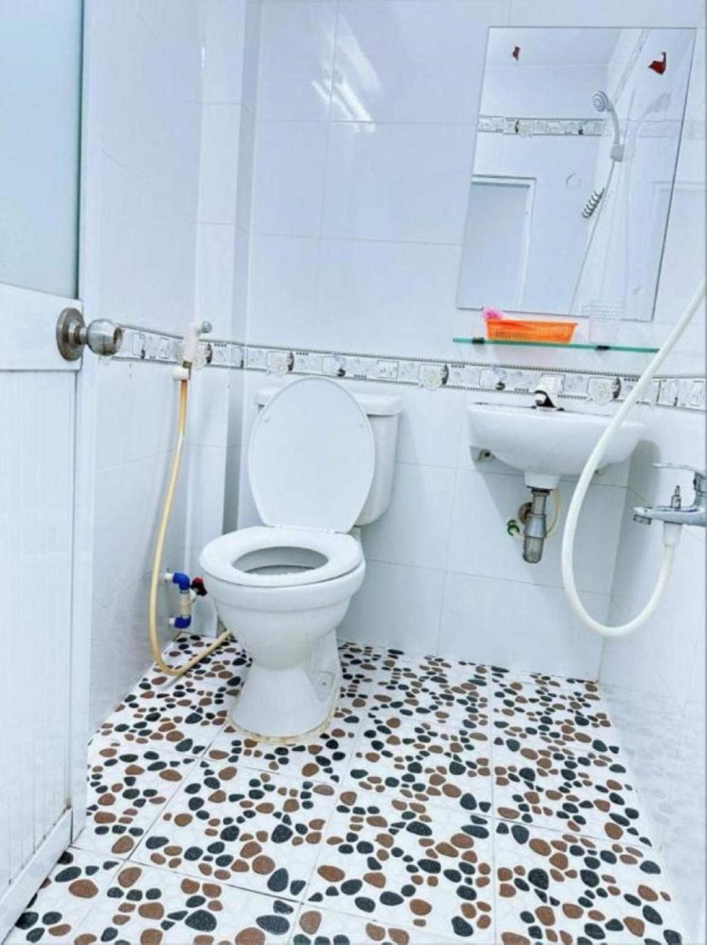 Hoang Lam Hcm Khách sạn *